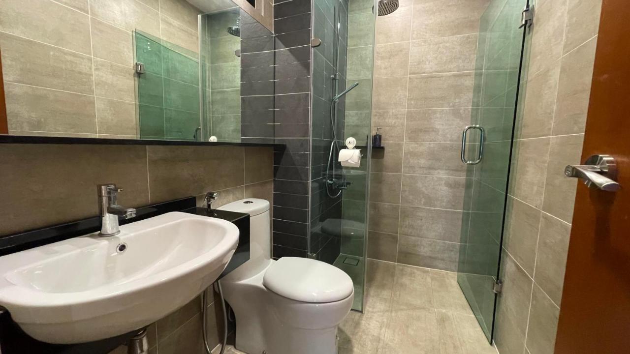 2r2b With Hassle Free Self Check In Without Queue -free Wifi Apartment